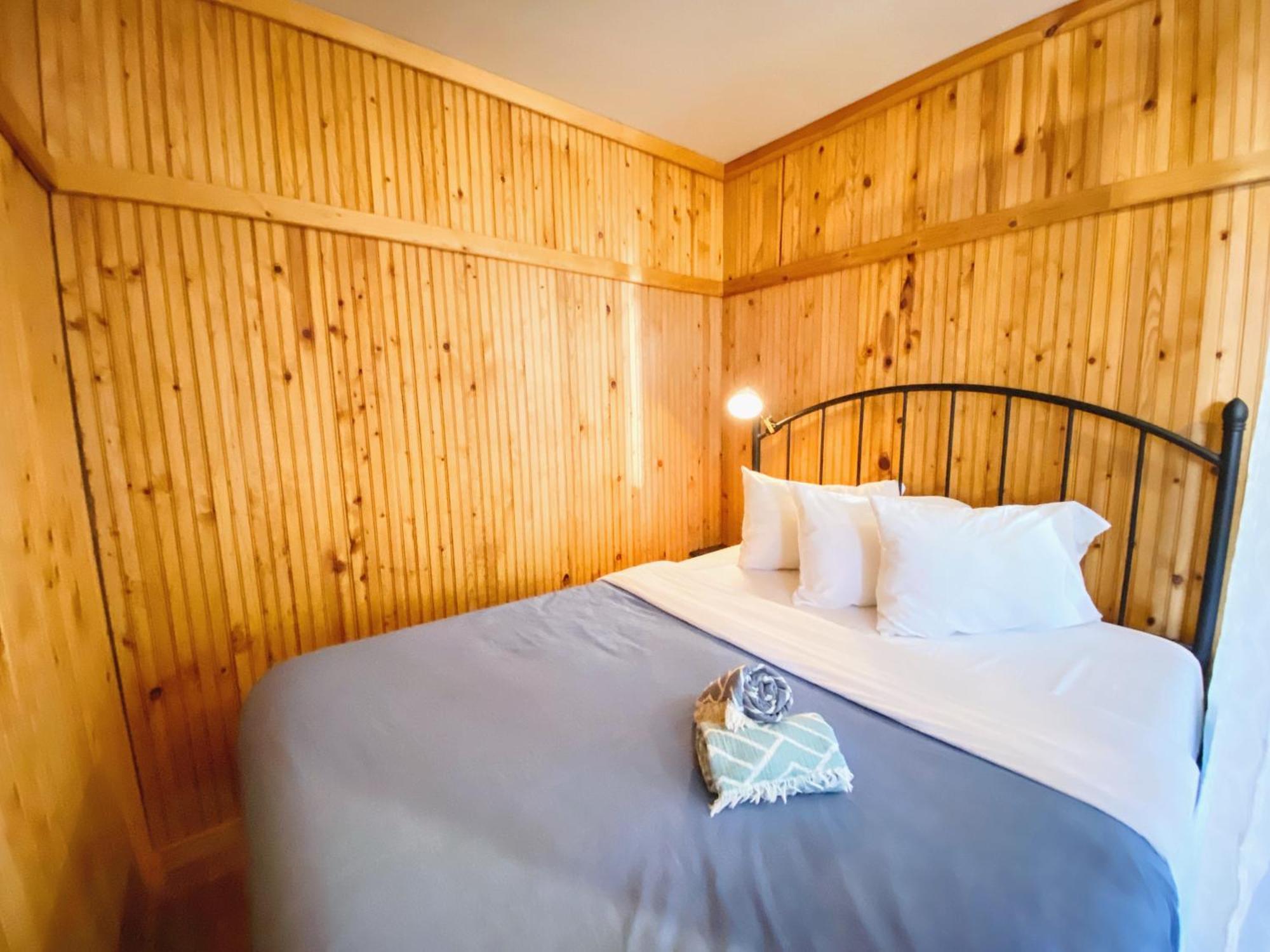 Flathead Lake Resort Woods Bay Exteriér fotografie